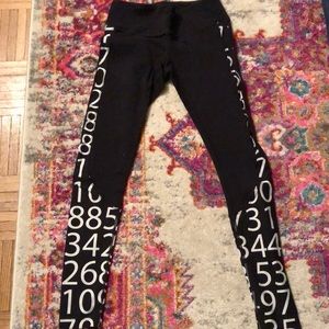 Splits59 number print running leggings size XS